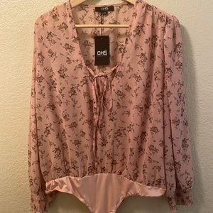 NWT Super Cute One Piece Blouse